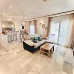 South Of The Sun Apartment
