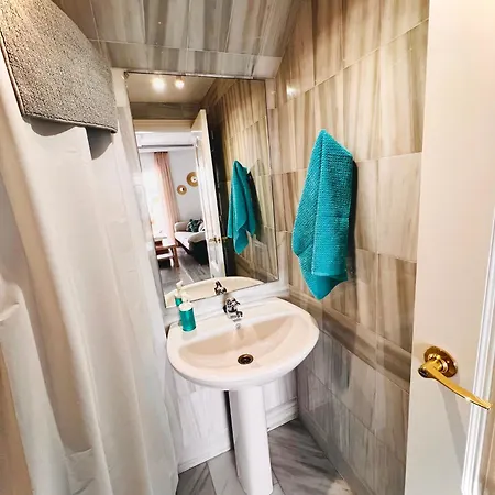 South Of The Sun Apartment *