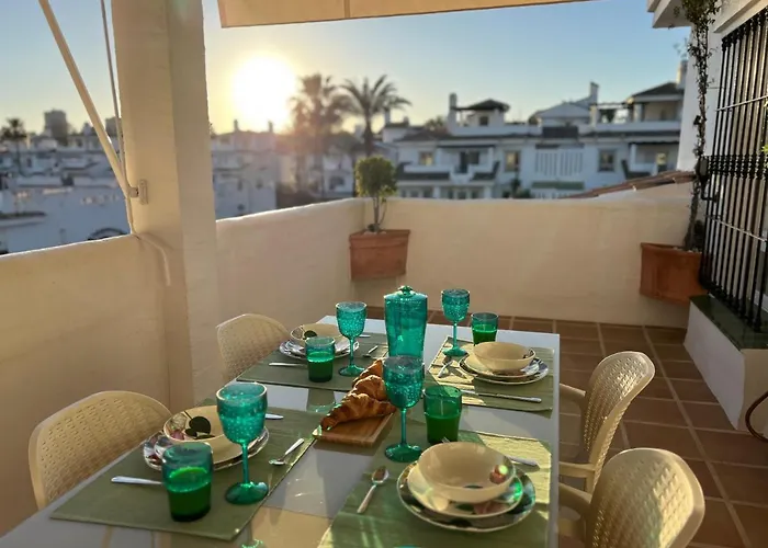 South Of The Sun شقة