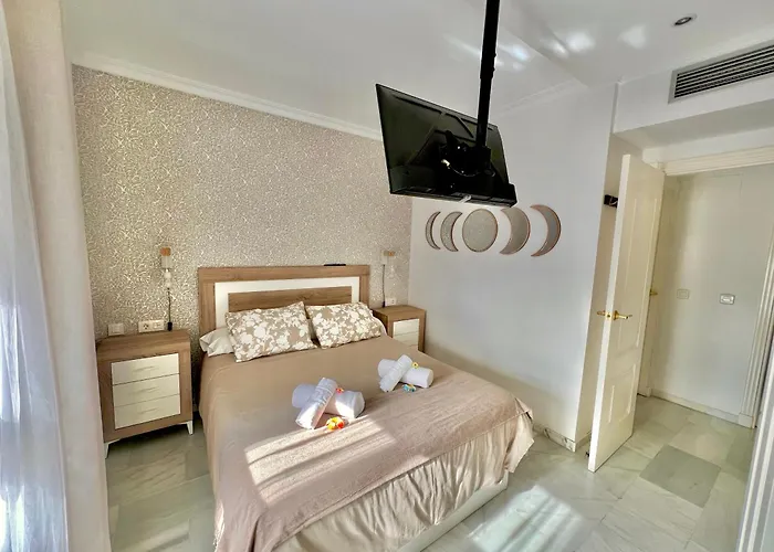 South Of The Sun شقة ماربيا