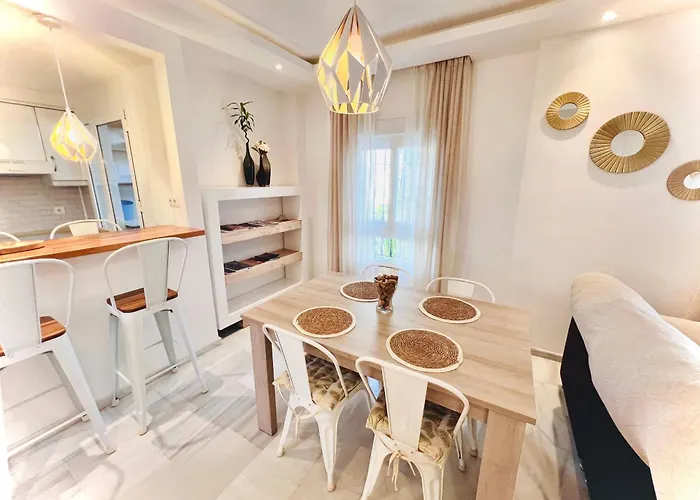 South Of The Sun شقة *