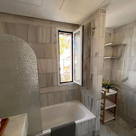 South Of The Sun * Marbella